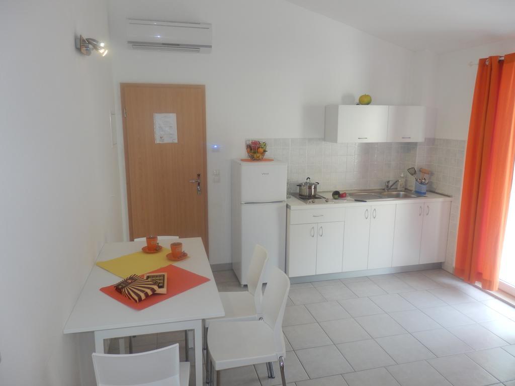 Apartments Rica Omiš Εξωτερικό φωτογραφία